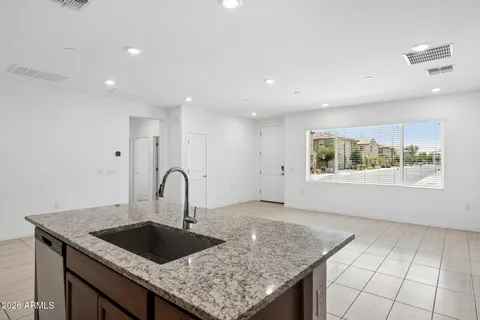 $430,000 | 760 East Doral Avenue, Unit 101, Gilbert, AZ 85297