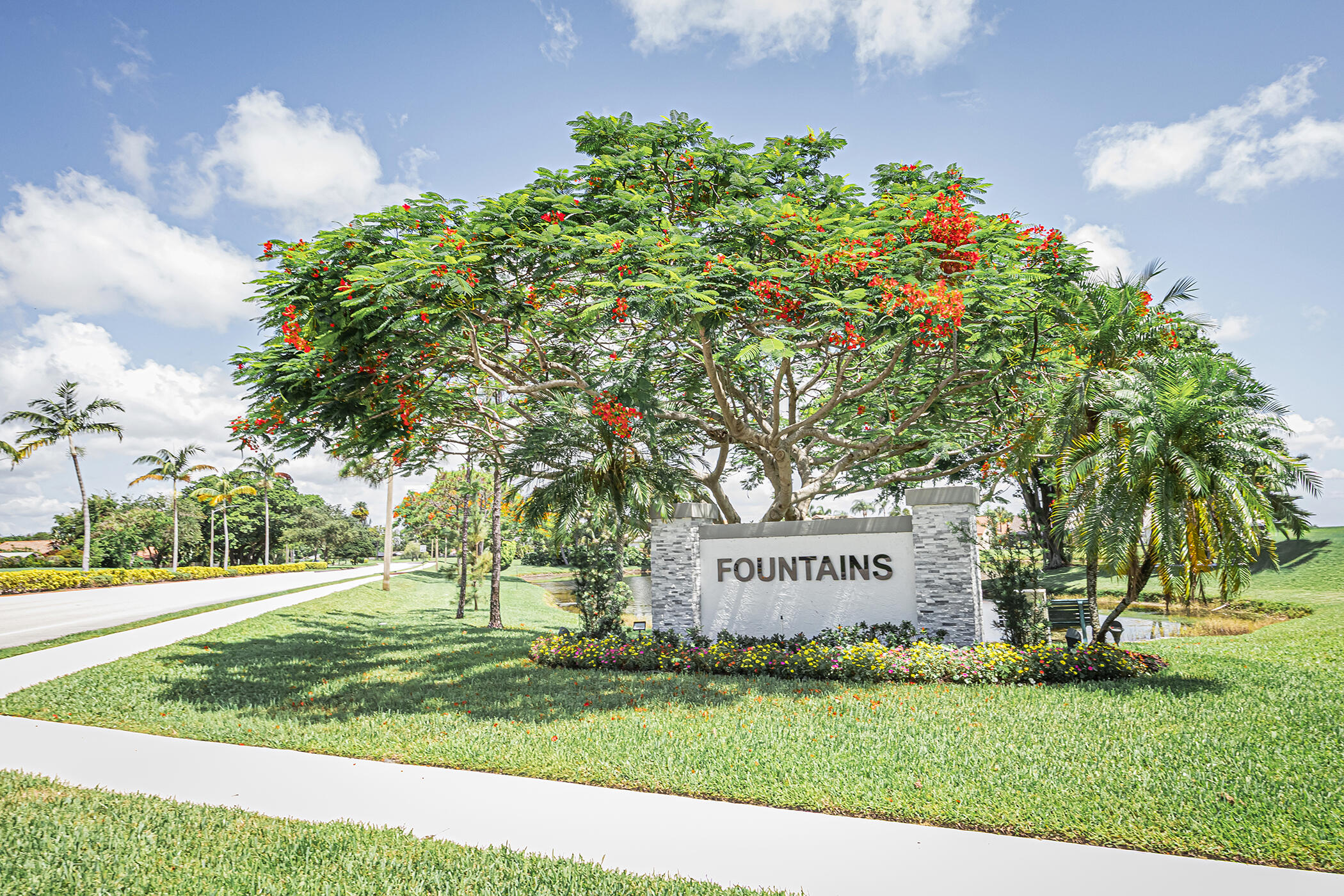 5148 Rosen Boulevard Boynton Beach, FL 33472 - Photo 3 of 50 0052_9098