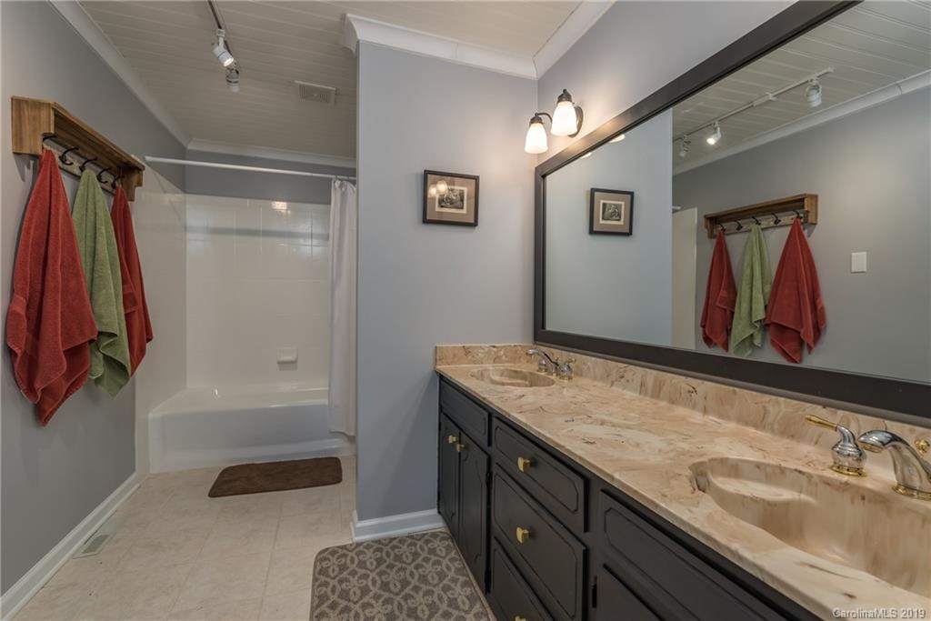 225 Mockingbird Hill Road Landrum, SC 29356 - Photo 15 of 26