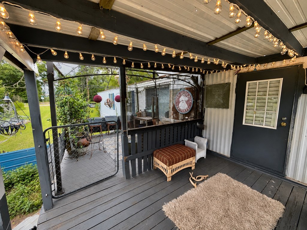 151 Clover Street Gordon, AL 36343 - Photo 13 of 40