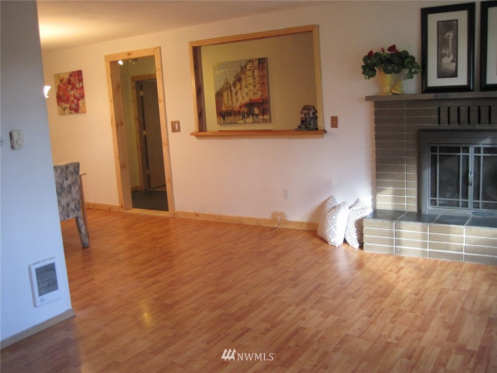 8714 180th Way Southwest Rochester, WA 98579 - Photo 3 of 25