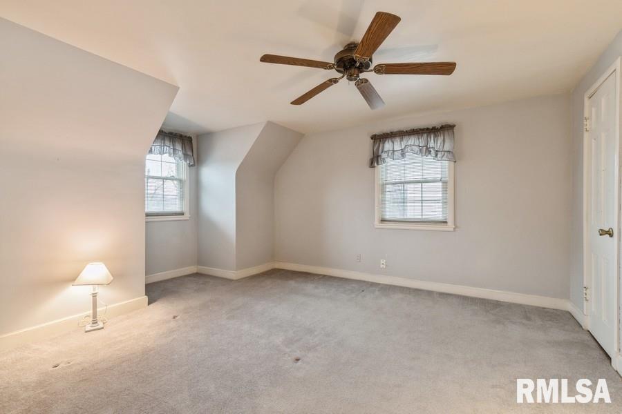 1606 Pershing Boulevard Clinton, IA 52732 - Photo 20 of 26 Gallery Image 20