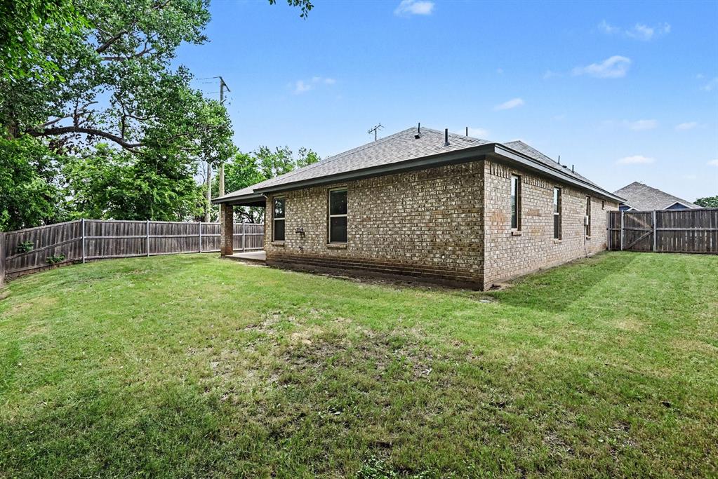 977 Sam Street Springtown, TX 76082 - Photo 30 of 30