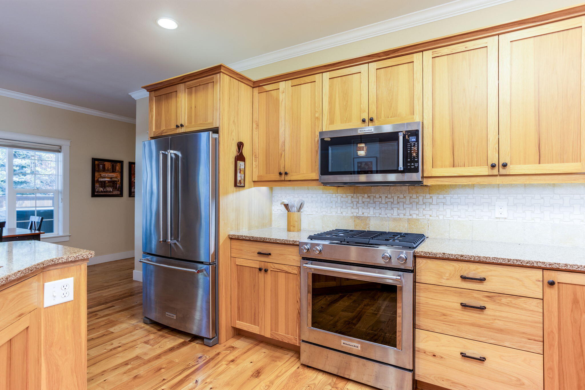 61186 Ridgewater Loop Bend, OR 97702 - Photo 13 of 33 Hickory cabinets and all newer KitchenAid appliances