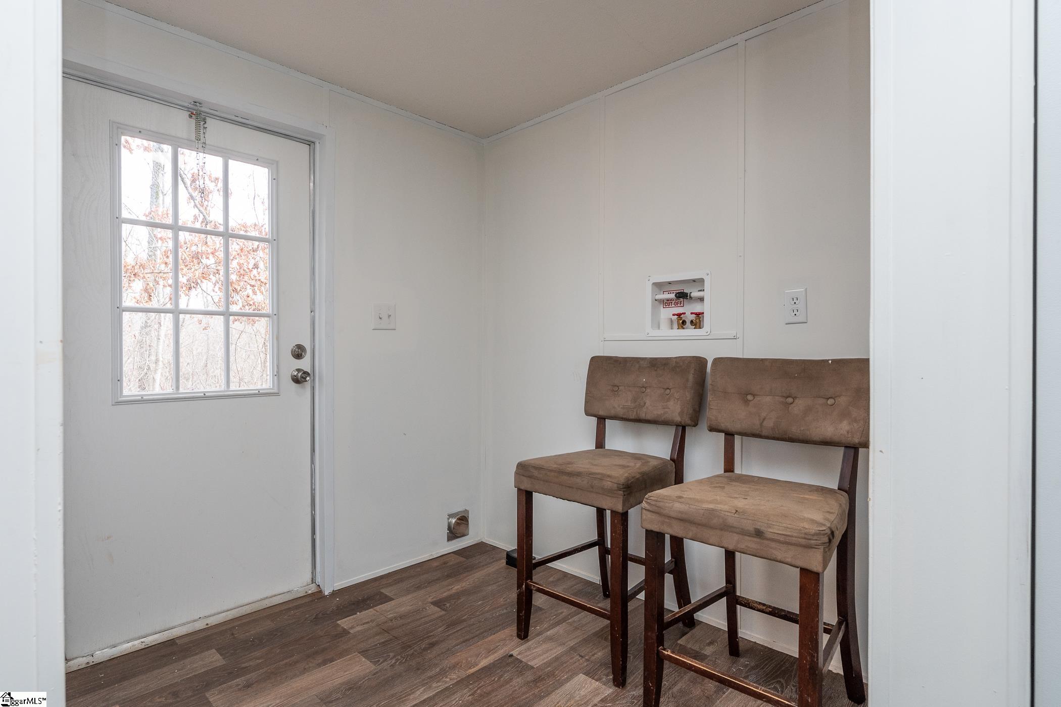 1131 Whiten Road Belton, SC 29627 - Photo 14 of 27