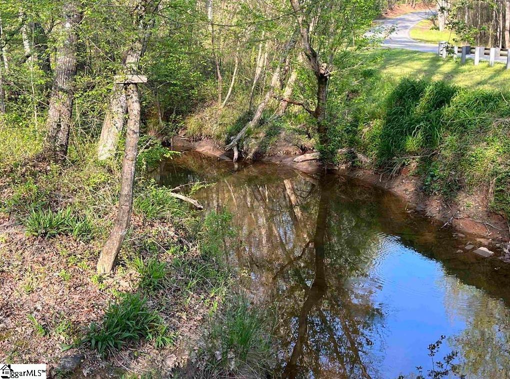 1131 Whiten Road Belton, SC 29627 - Photo 19 of 27