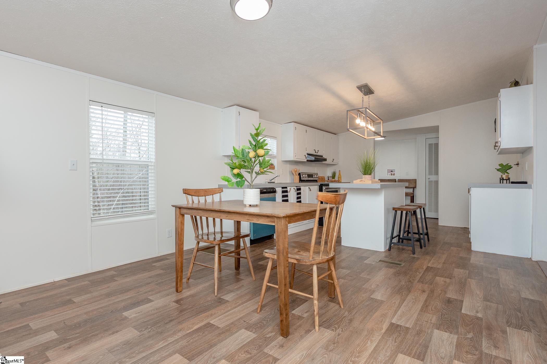 1131 Whiten Road Belton, SC 29627 - Photo 9 of 27