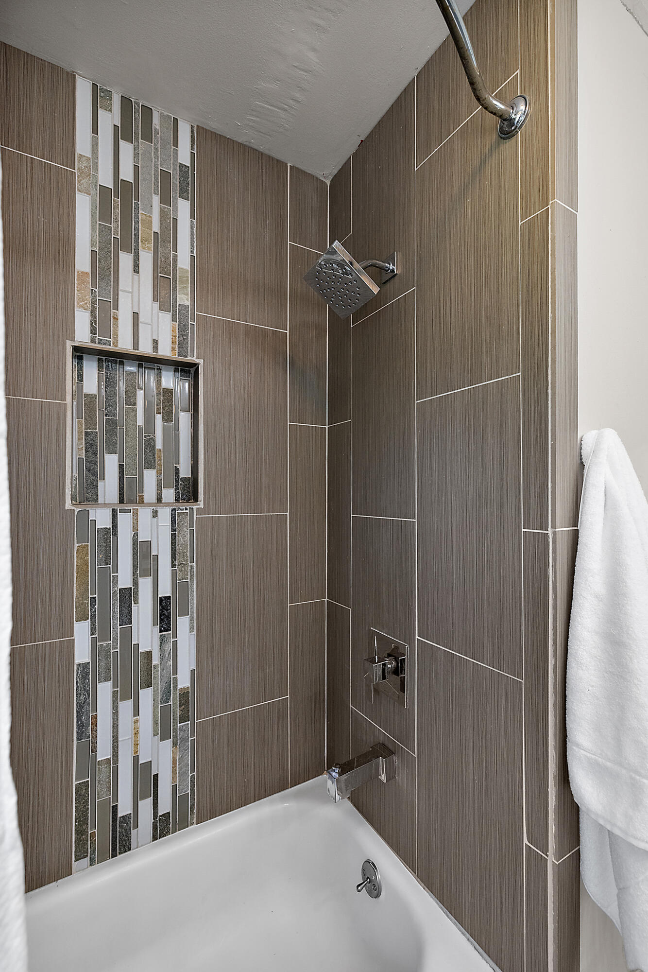 2932 Squirrel Road Bloomfield Hills, MI 48304 - Photo 42 of 58 2932 Squirrel Rd-79