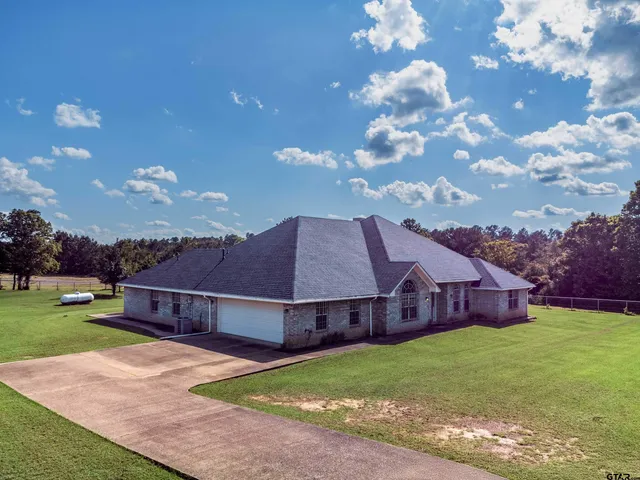 $525,000 | 7369 Cr 464d Henderson Tx 75654, Henderson, TX 75654