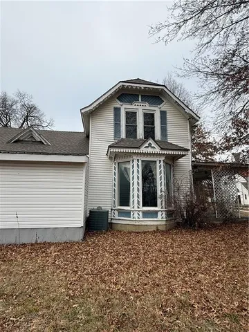 $100,000 | 300 South Water Street, Maysville, MO 64469