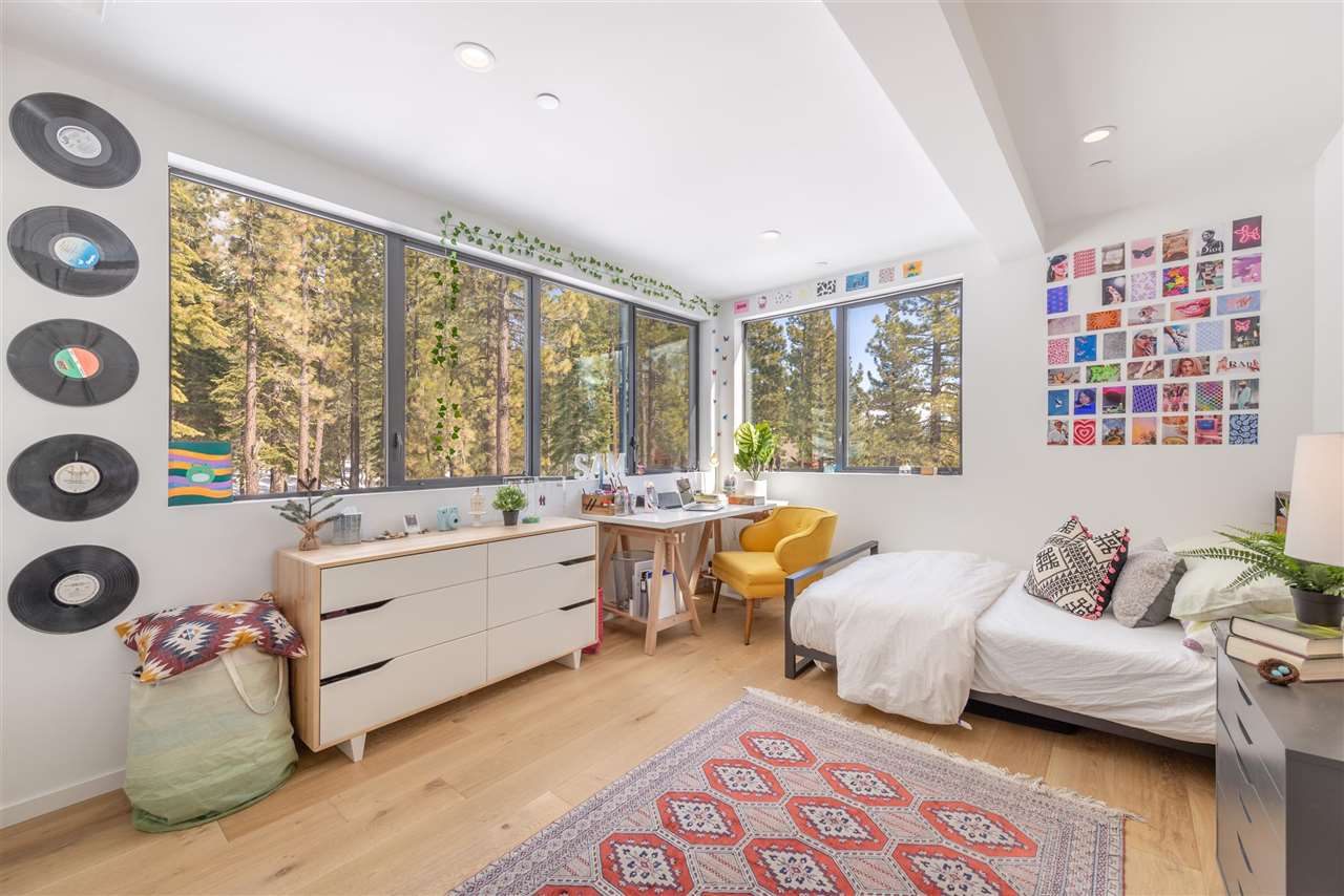 11724 Sierra Drive Truckee, CA 96161 - Photo 17 of 21