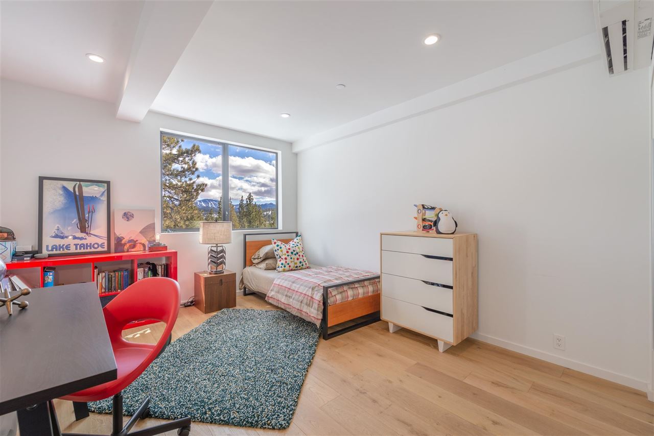 11724 Sierra Drive Truckee, CA 96161 - Photo 19 of 21