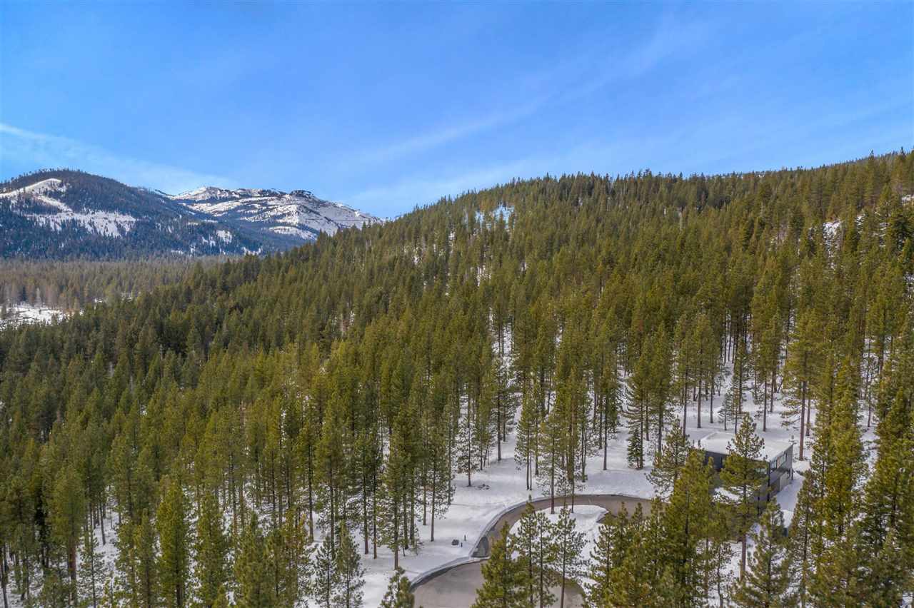 11724 Sierra Drive Truckee, CA 96161 - Photo 3 of 21