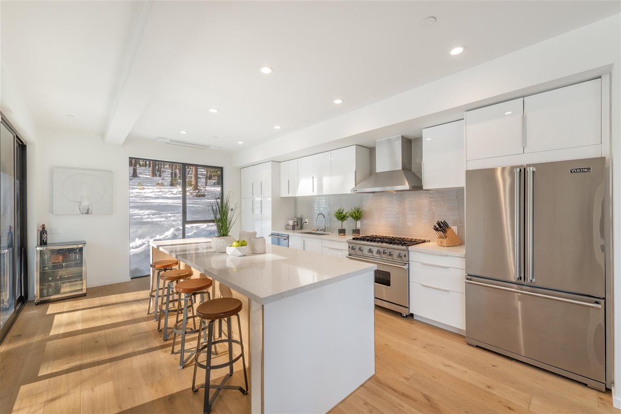 11724 Sierra Drive Truckee, CA 96161 - Photo 9 of 21