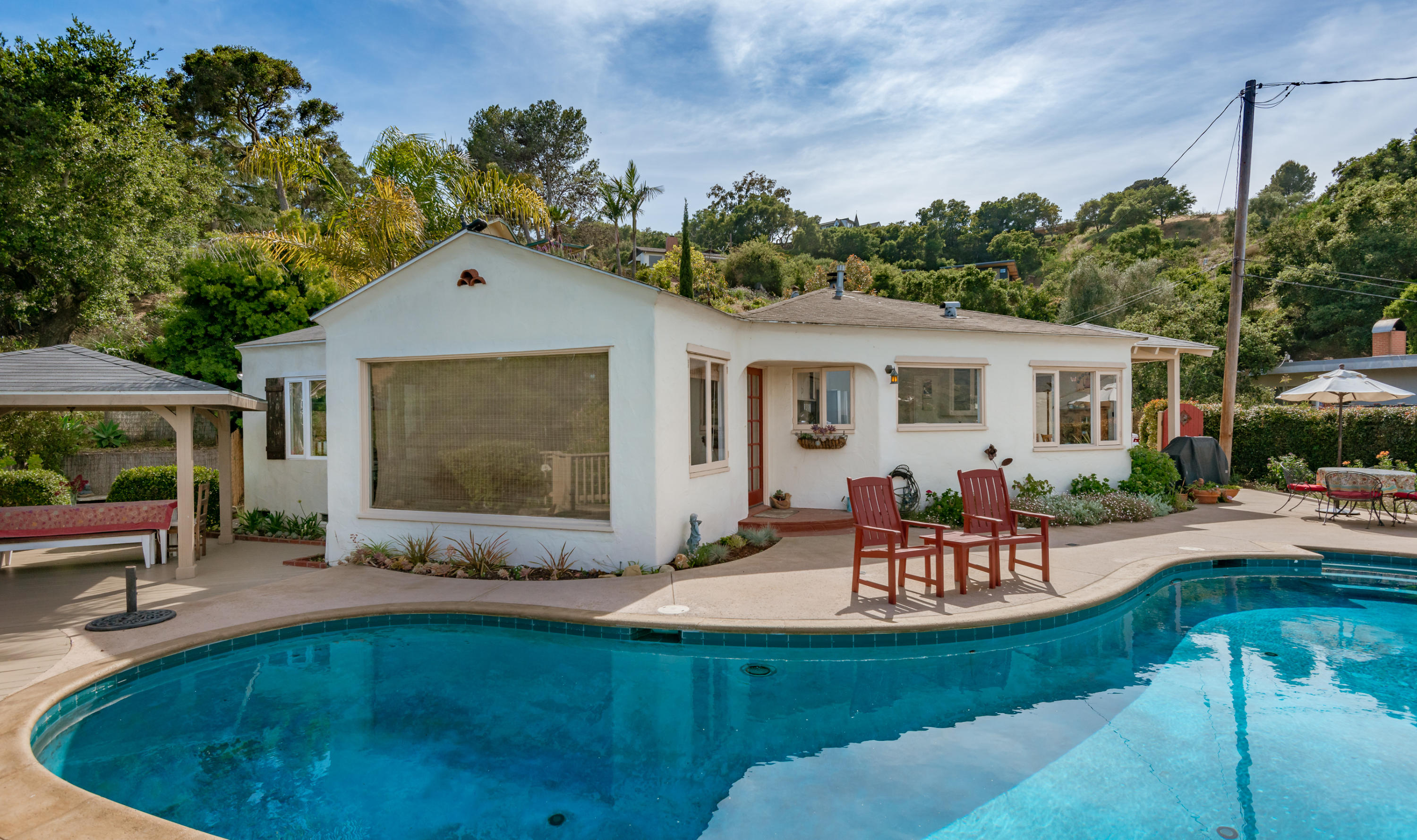 1741 Hillside Road Santa Barbara, CA 93101 - Photo 3 of 23 001_01-Rear View