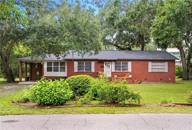 $1,850,000 | 416 Magnolia Avenue, St. Simons Island, GA 31522