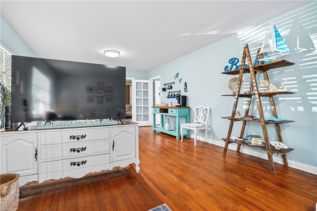 416 Magnolia Avenue St. Simons Island, GA 31522 - Photo 13 of 37