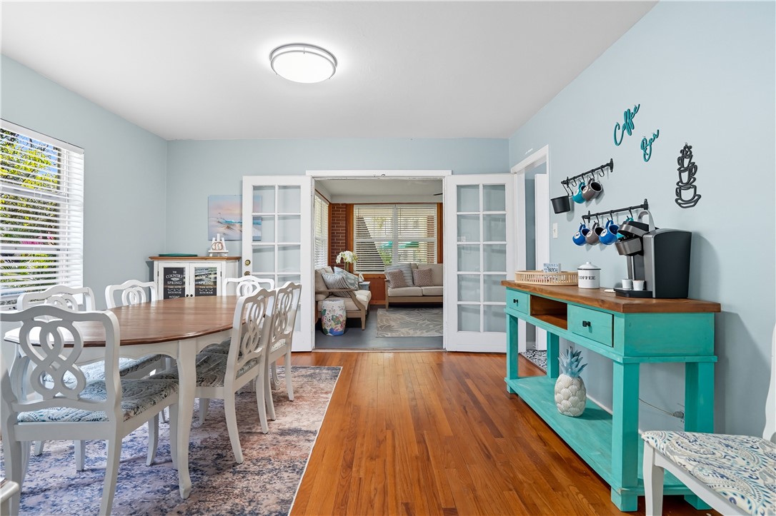 416 Magnolia Avenue St. Simons Island, GA 31522 - Photo 14 of 37