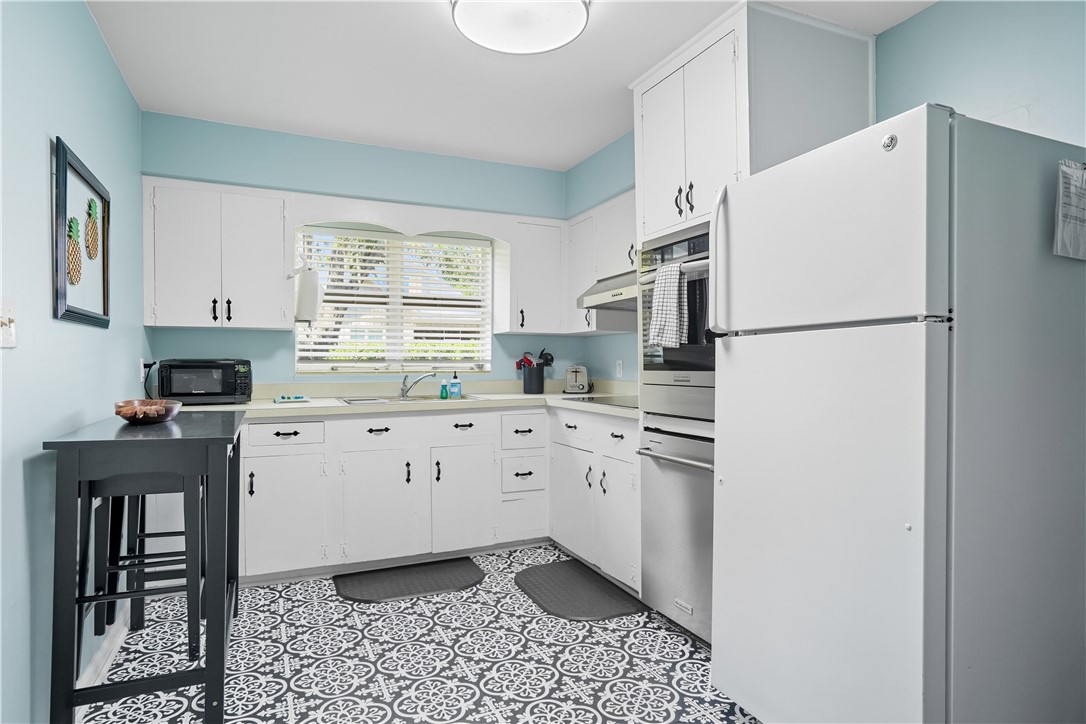 416 Magnolia Avenue St. Simons Island, GA 31522 - Photo 17 of 37