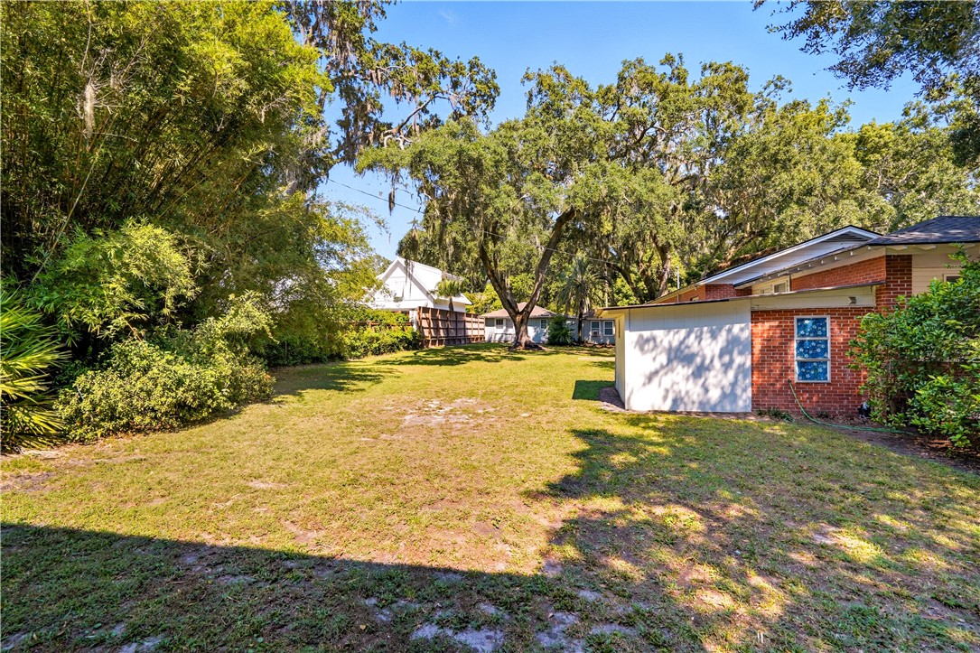 416 Magnolia Avenue St. Simons Island, GA 31522 - Photo 32 of 37