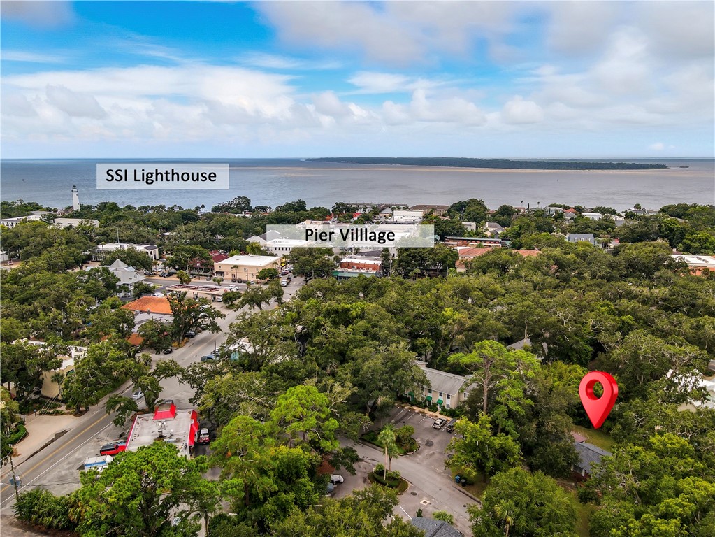 416 Magnolia Avenue St. Simons Island, GA 31522 - Photo 8 of 37