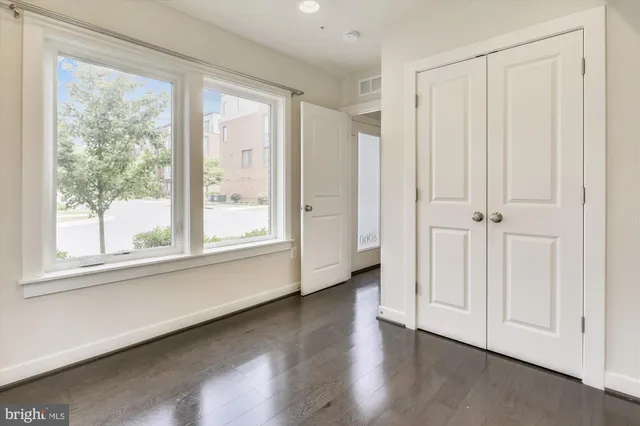 a house view with a outdoor space