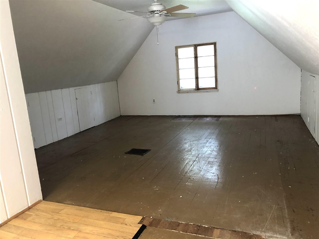 1180 Tisdale Road Roscommon, MI 48653 - Photo 23 of 37 1891565-22.JPG