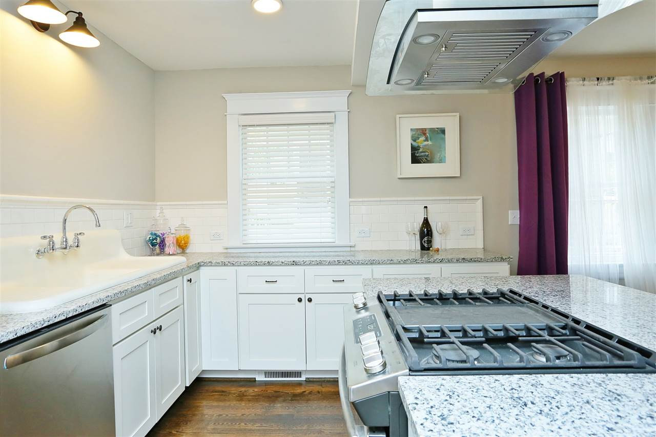 519 Washington Street Raleigh, NC 27605 - Photo 12 of 30 kitchen