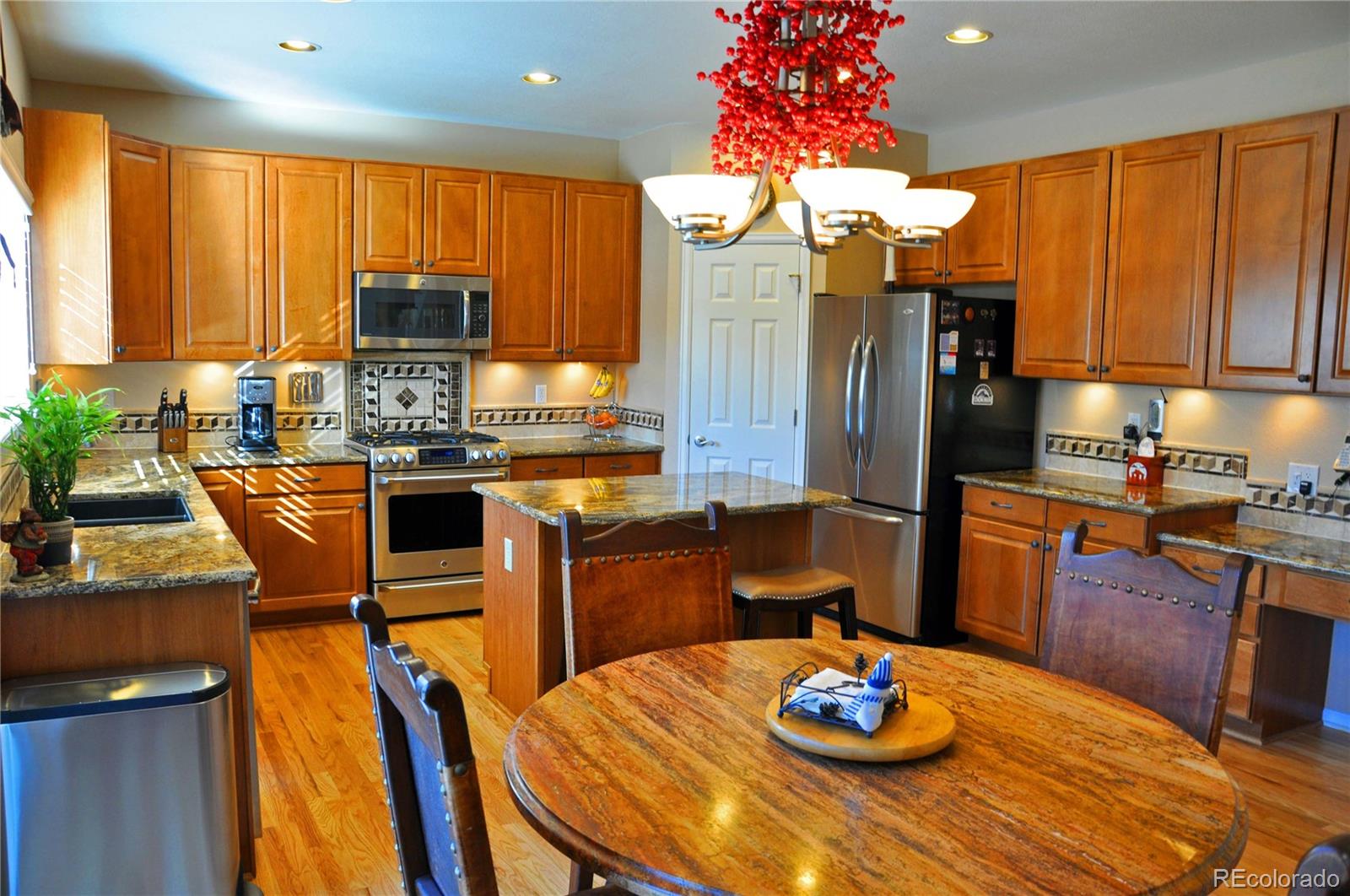 2074 Maples Place Highlands Ranch, CO 80129 - Photo 14 of 34 Gallery Image 14