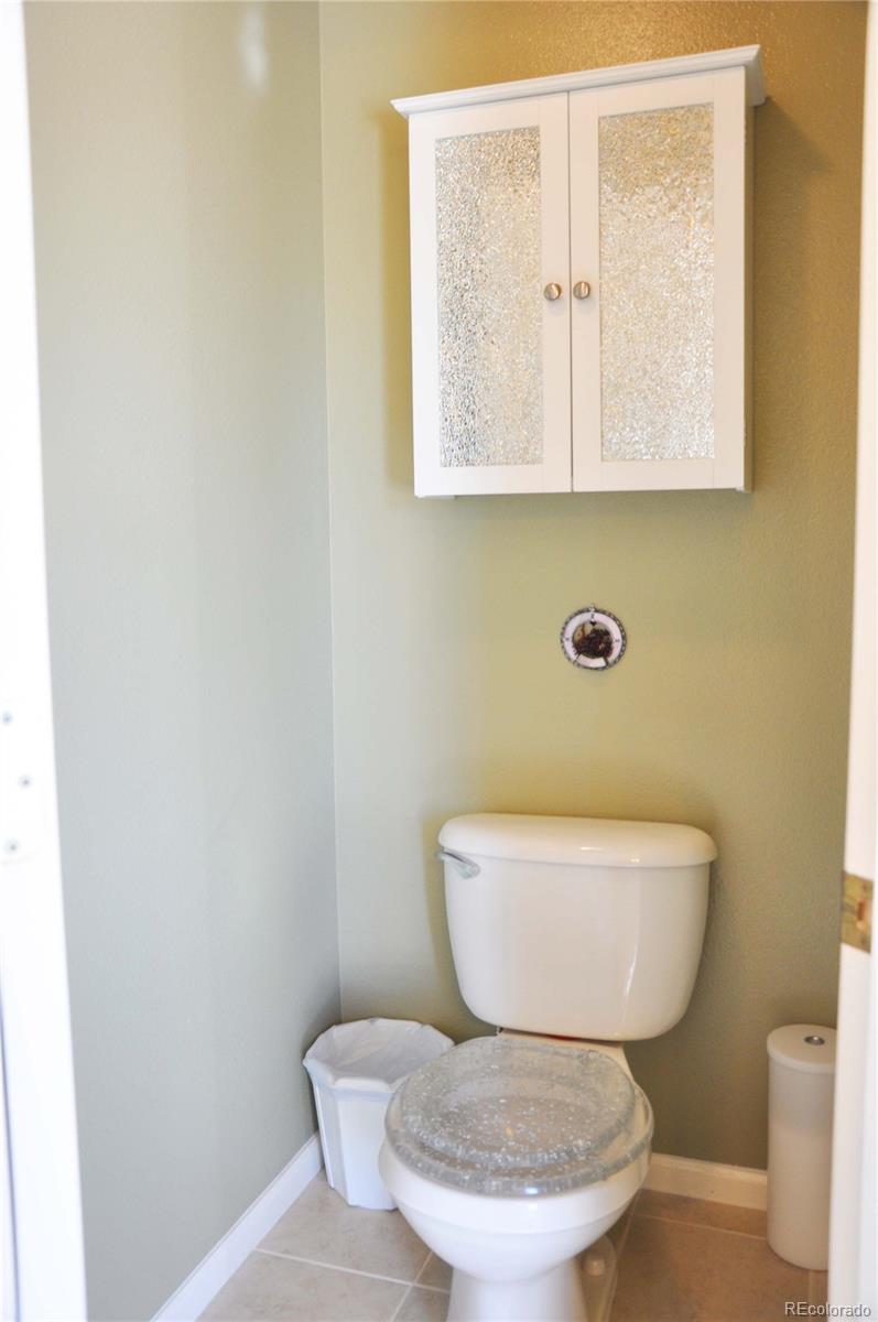 2074 Maples Place Highlands Ranch, CO 80129 - Photo 25 of 34 Gallery Image 25