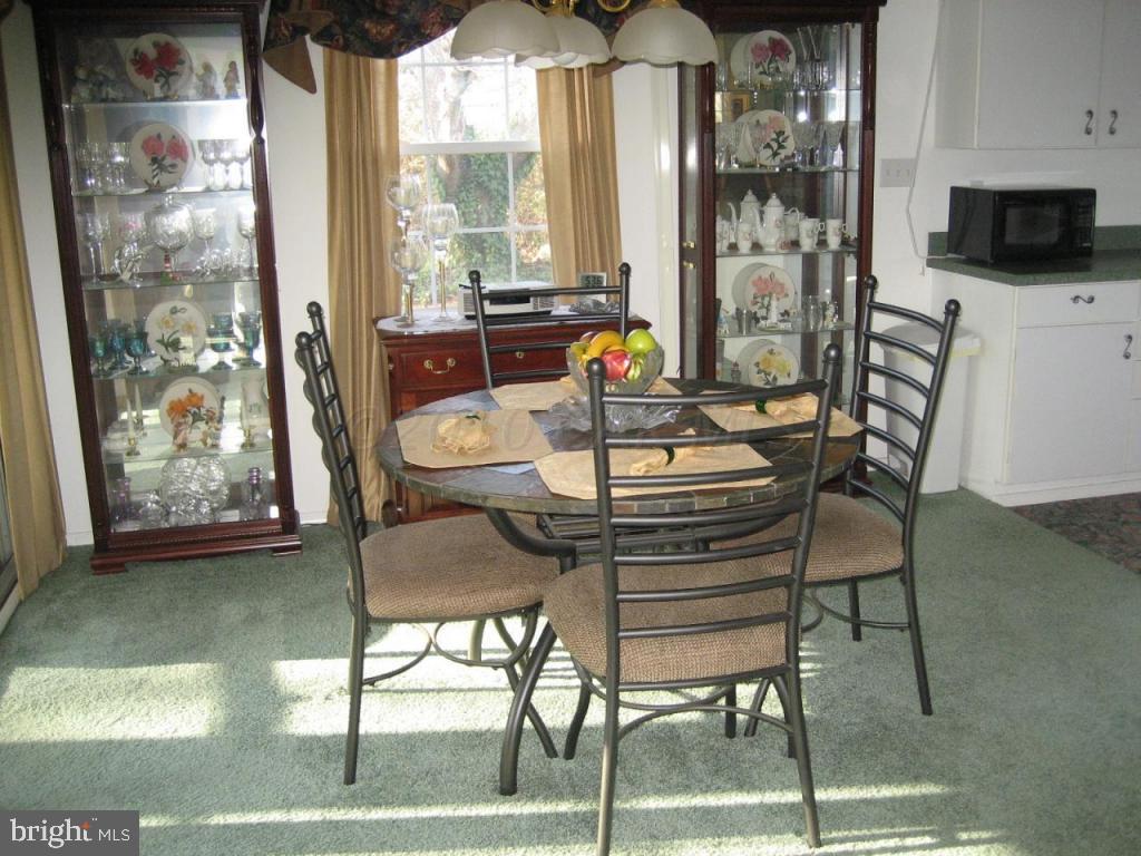 9821 Keyser Point Road, Unit 6 Ocean City, MD 21842 - Photo 4 of 11 Gallery Image 4