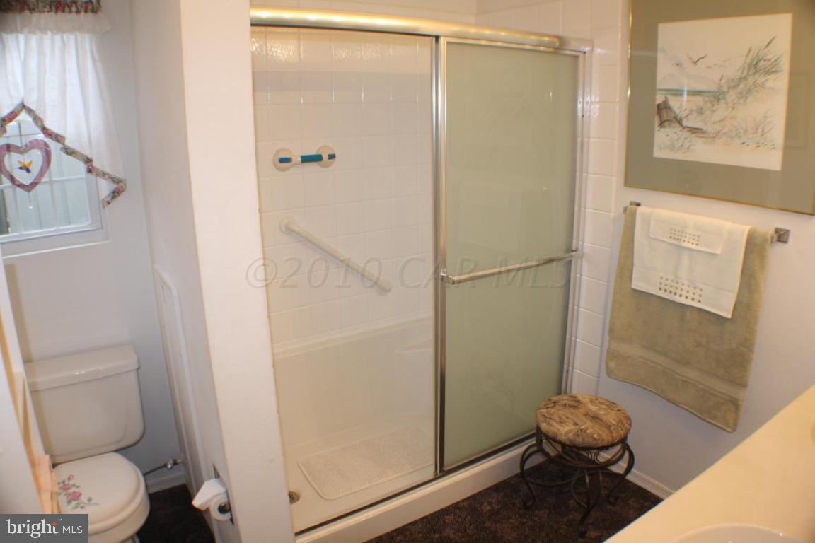 9821 Keyser Point Road, Unit 6 Ocean City, MD 21842 - Photo 7 of 11 Gallery Image 7