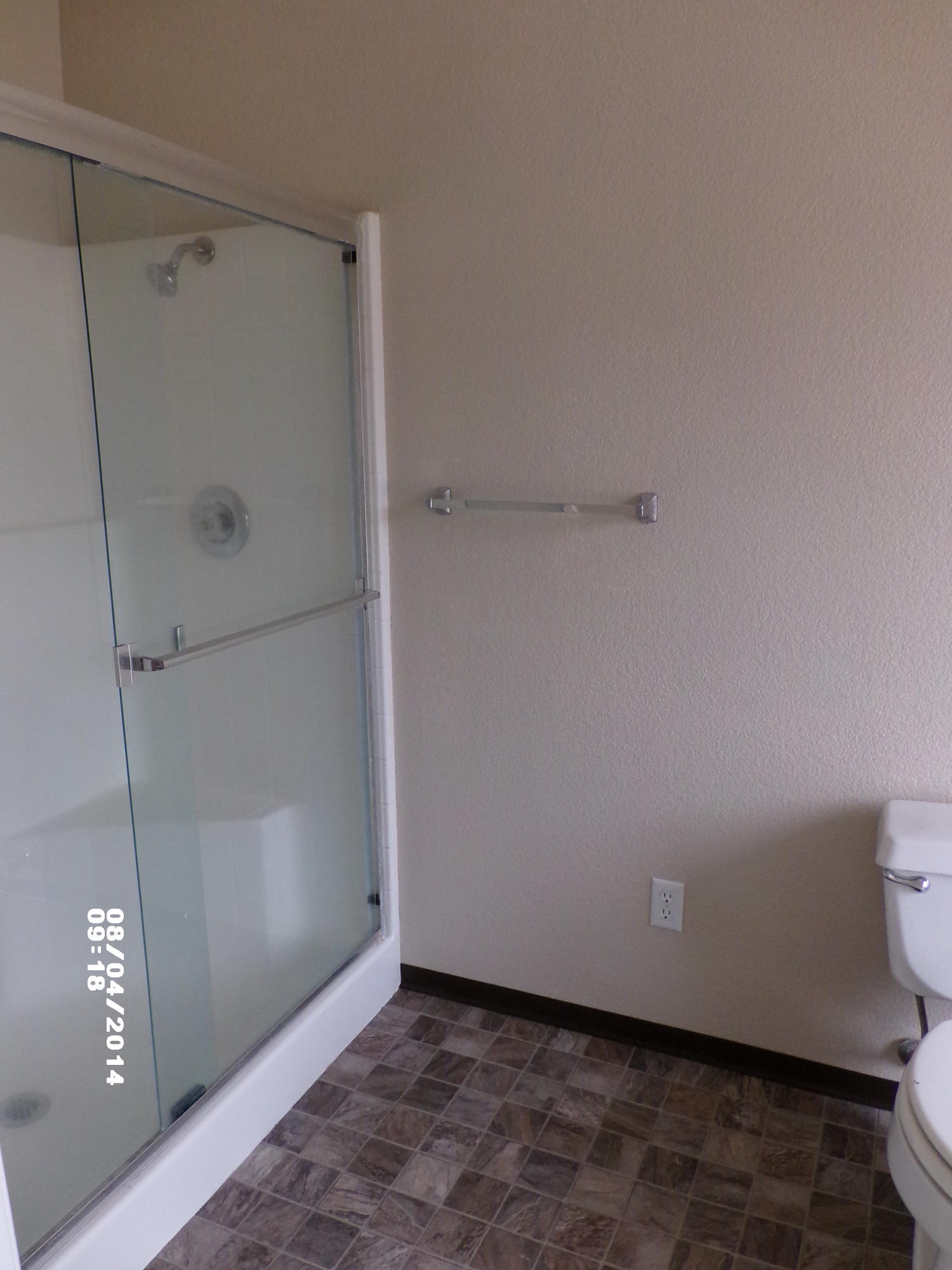 3161 Brent Road Redding, CA 96002 - Photo 10 of 22 Master Bath