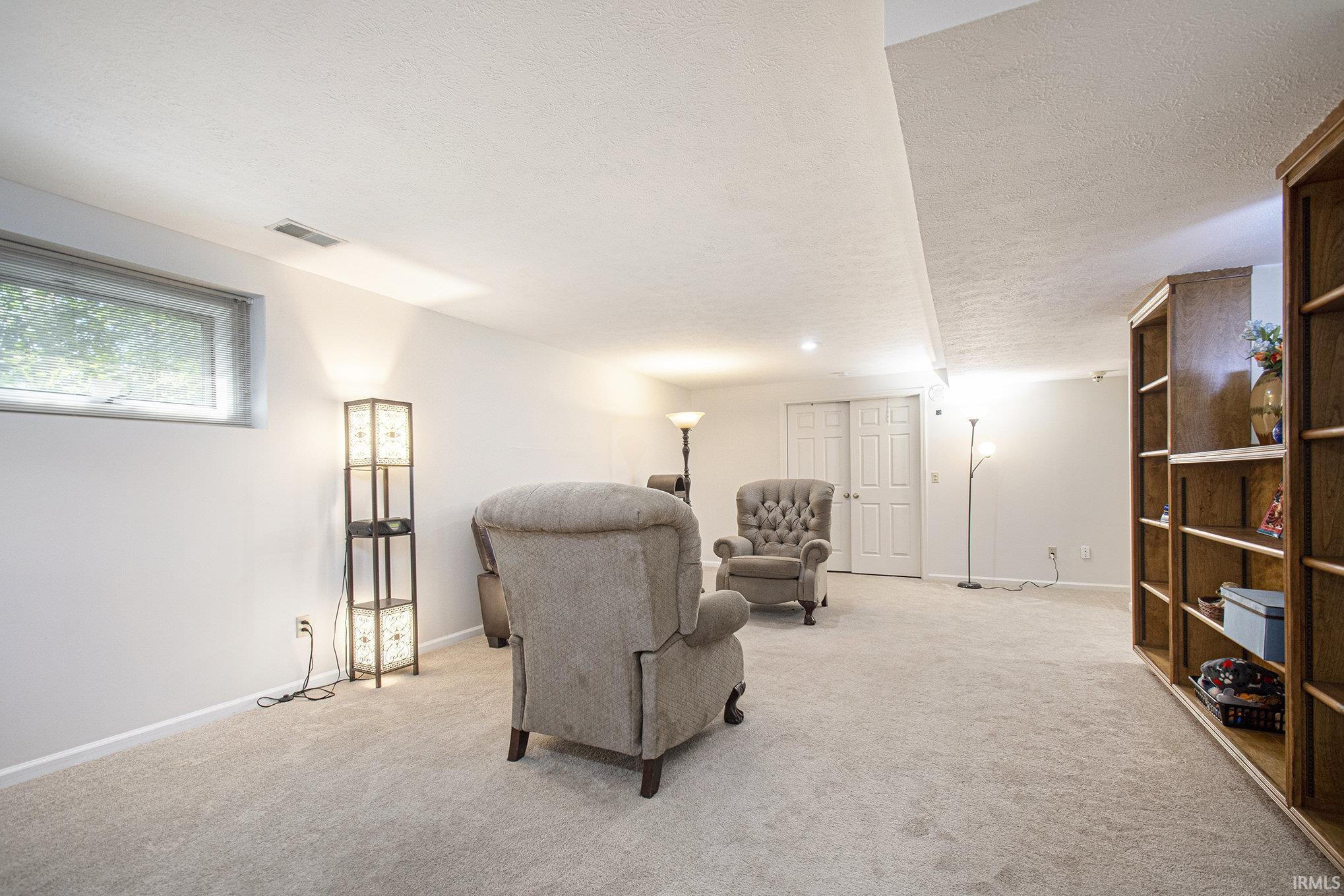 17610 Stoneham Way Granger, IN 46530 - Photo 18 of 22 Gallery Image 18