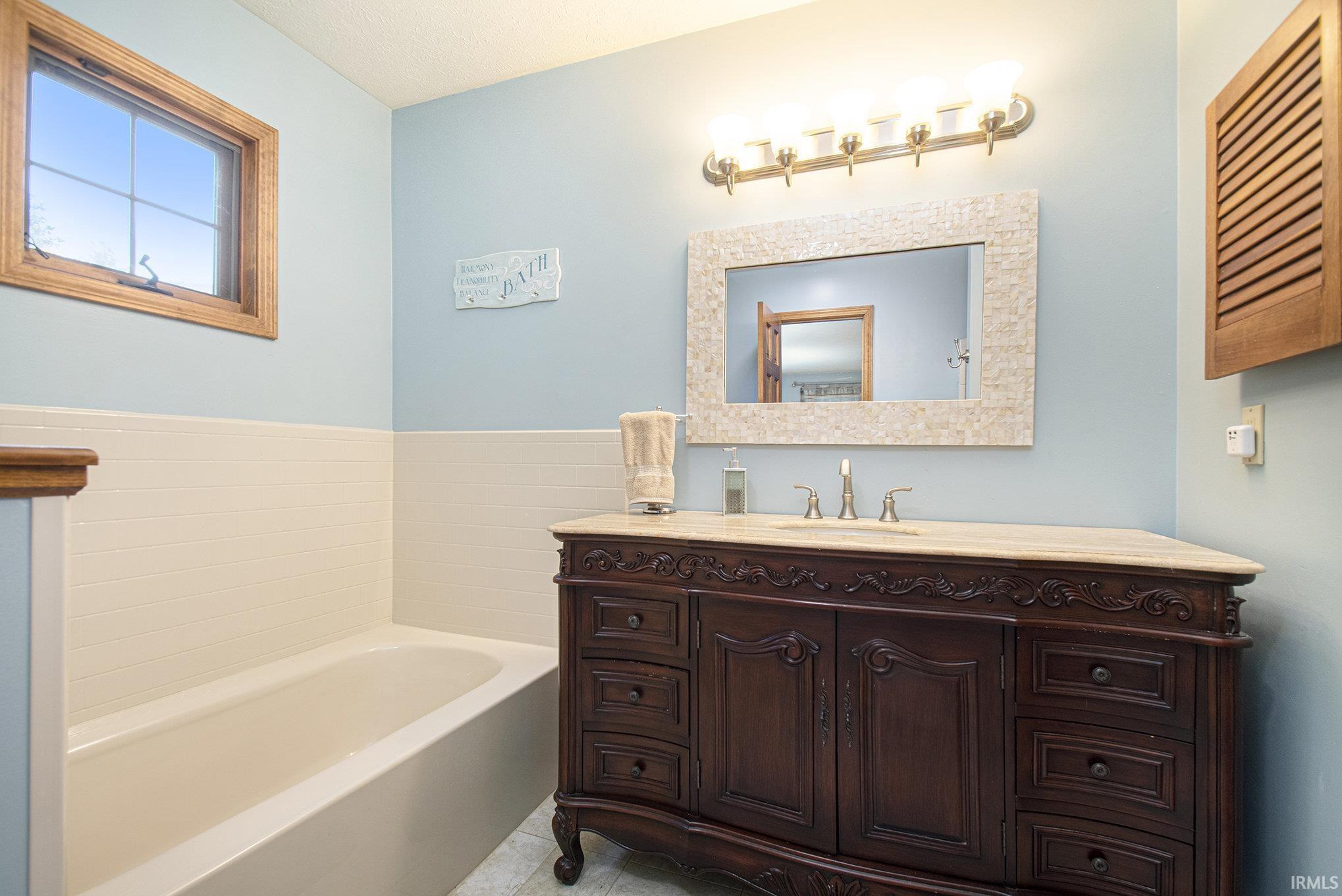 17610 Stoneham Way Granger, IN 46530 - Photo 10 of 22 Gallery Image 10
