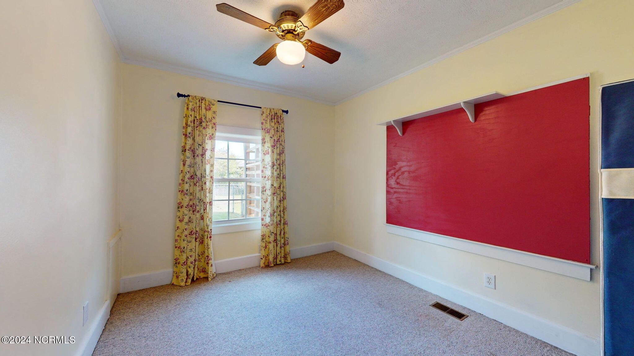 407 Broad Creek Loop Road Newport, NC 28570 - Photo 20 of 41 35-web-or-mls-407-Broad-Creek-Loop-Rd-Ne