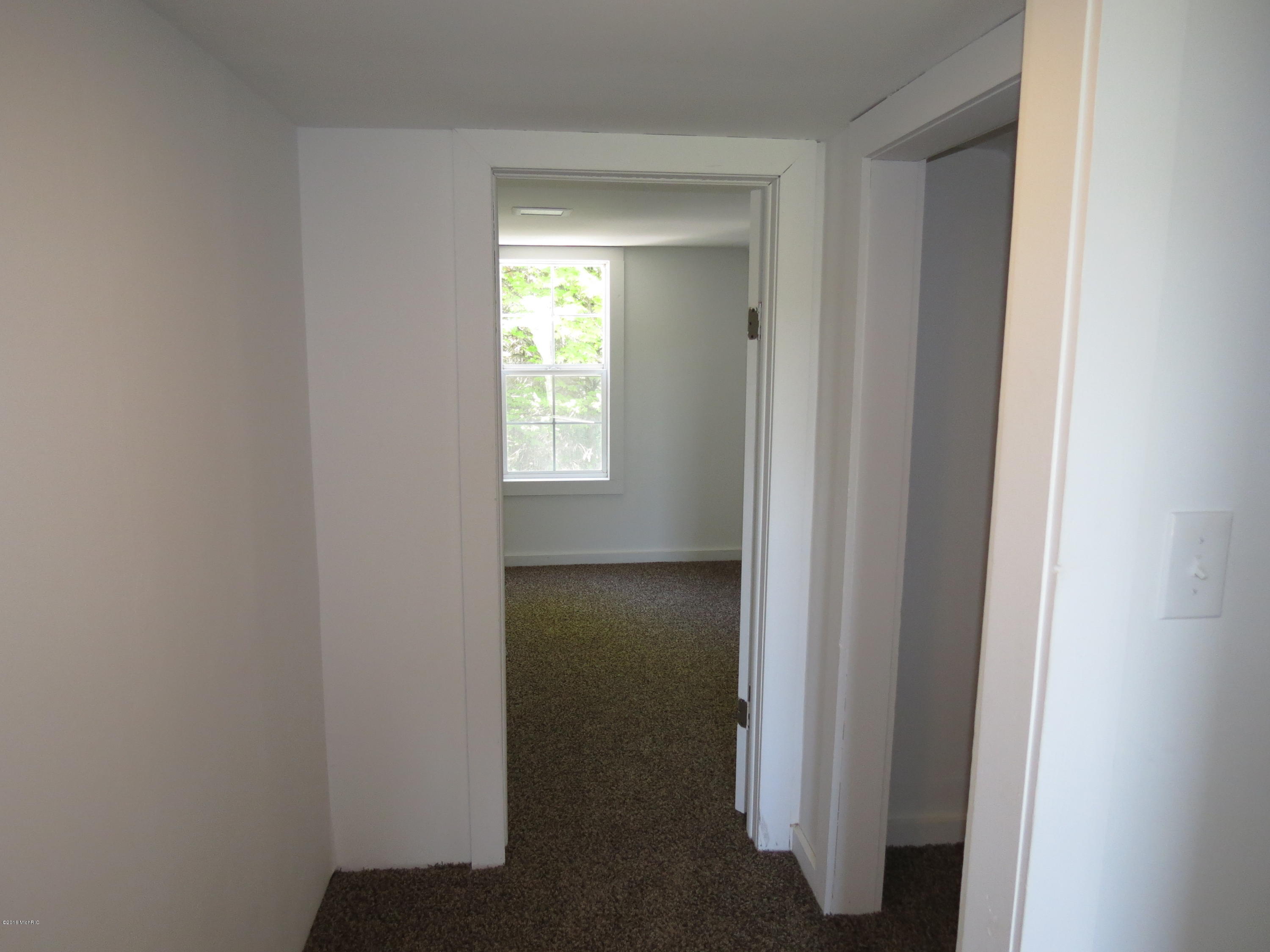 5595 West Taylor Road Mears, MI 49436 - Photo 12 of 27 12