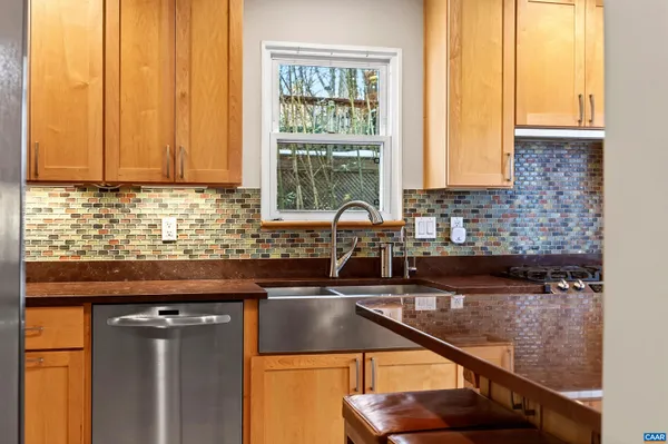 $625,000 | 102 State Place, Charlottesville, VA 22902