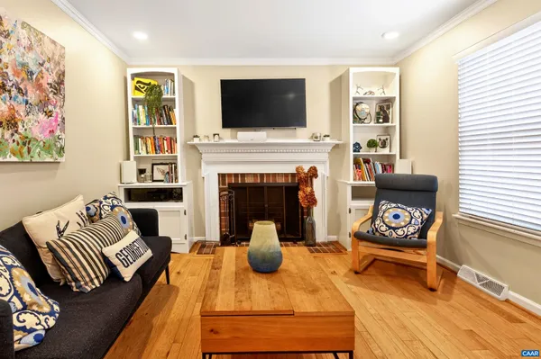 $625,000 | 102 State Place, Charlottesville, VA 22902