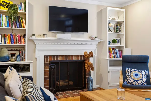 $625,000 | 102 State Place, Charlottesville, VA 22902