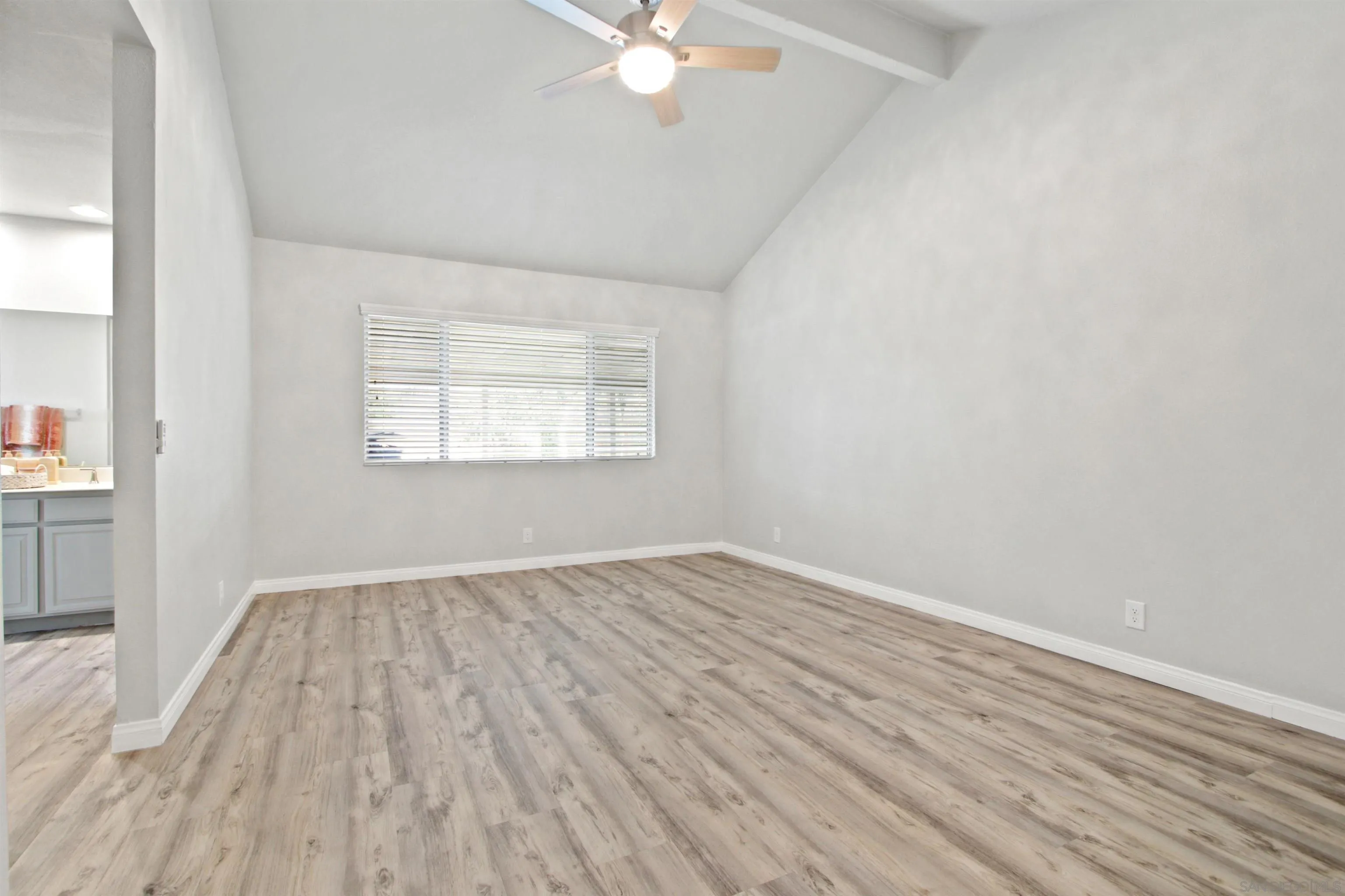 148 North Roth Lane Orange, CA 92869 - Photo 14 of 24 Primary Bedroom Ensuite