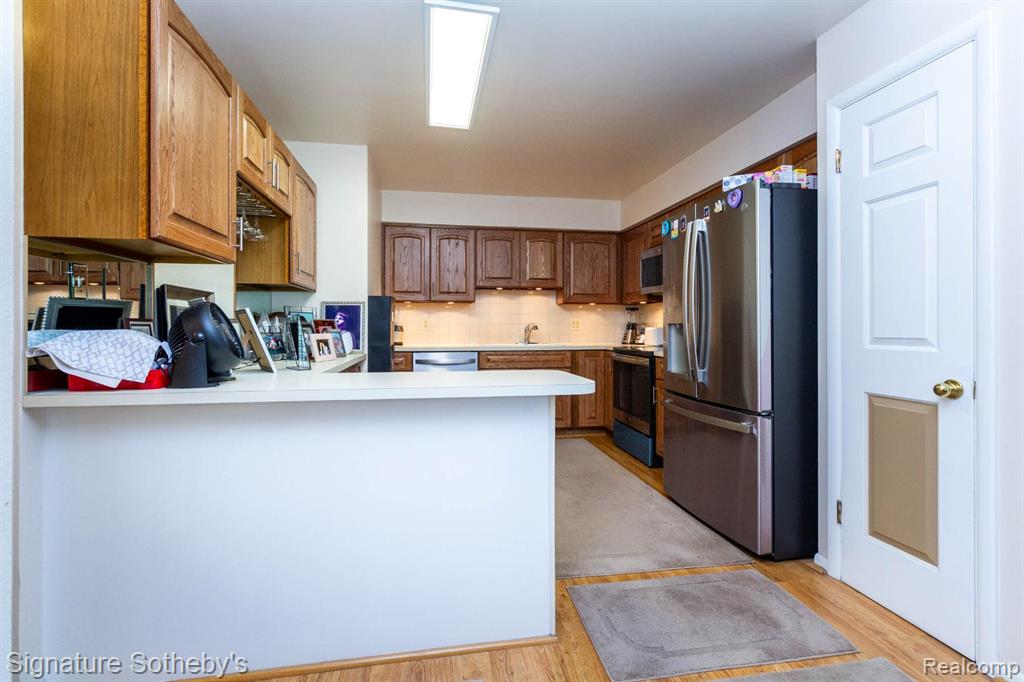 1155 Derby Road, Unit 8 Birmingham, MI 48009 - Photo 9 of 32 Gallery Image 9
