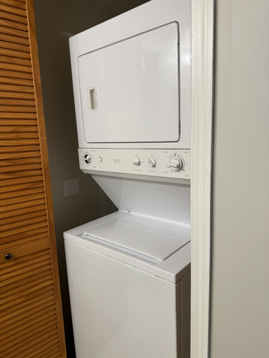 5 West Central Road, Unit 305 Mount Prospect, IL 60056 - Photo 28 of 32 Gallery Image 28