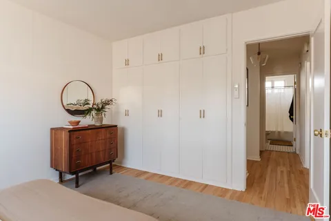$699,000 | 2021 Hillhurst Avenue, Unit 9, Los Angeles, CA 90027