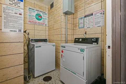 $250,000 | 260 Garth Road, Unit 3K4, Scarsdale, NY 10583