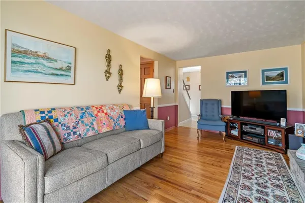 $359,644 | 171 Kelvington Drive, Monroeville, PA 15146