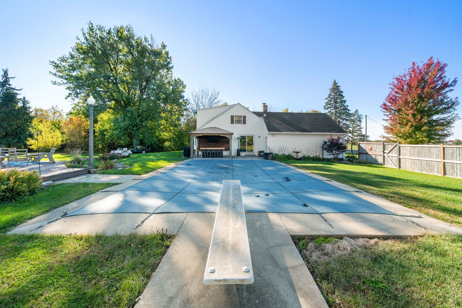 10266 Pritchard Road Hinckley, IL 60520 - Photo 27 of 41 a front view of a house with a yard