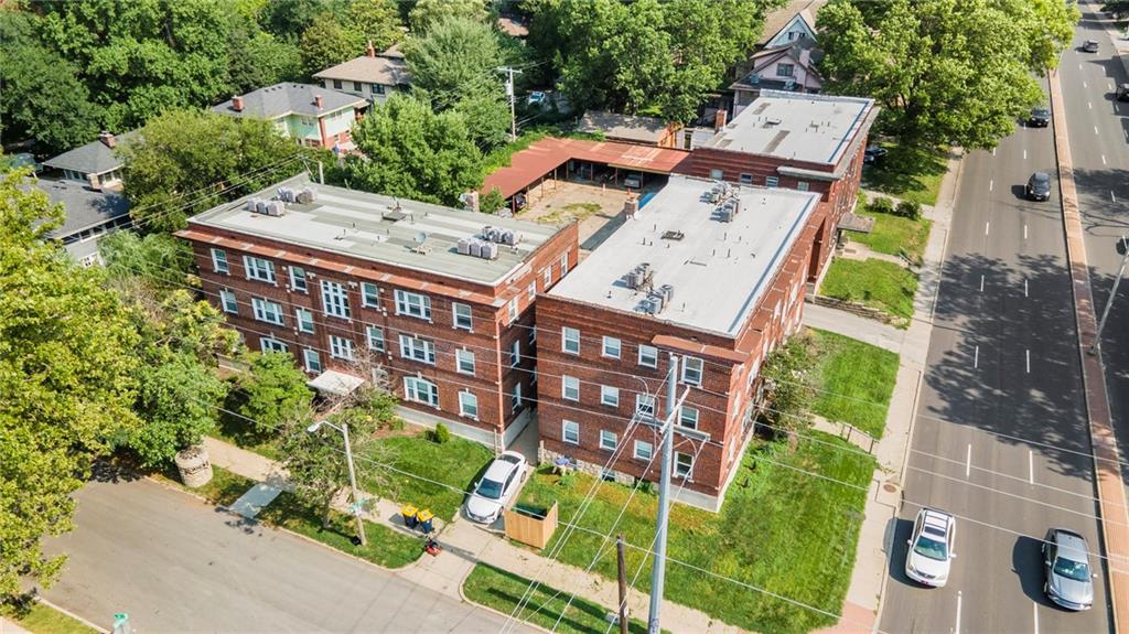 3732 SW Trafficway Kansas City, MO 64111 - Photo 10 of 36