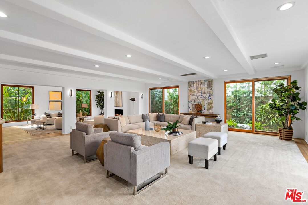 702 North Rodeo Drive Beverly Hills, CA 90210 - Photo 5 of 29