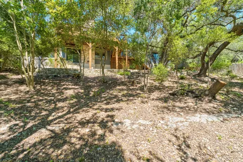 $1,250,000 | 2303 Doral Drive, Austin, TX 78746